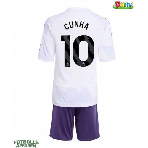 Manchester United Matheus Cunha #10 Bortaställ Barn 2025-26 Kortärmad (+ Korta byxor)